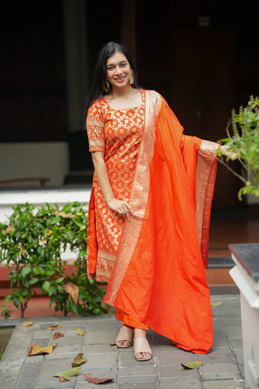 Kayal Premium Ethnic Kurti Set