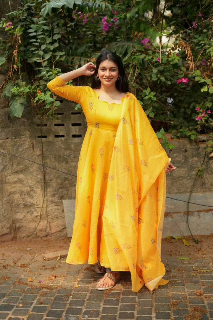Rithika Series Linen Kurti