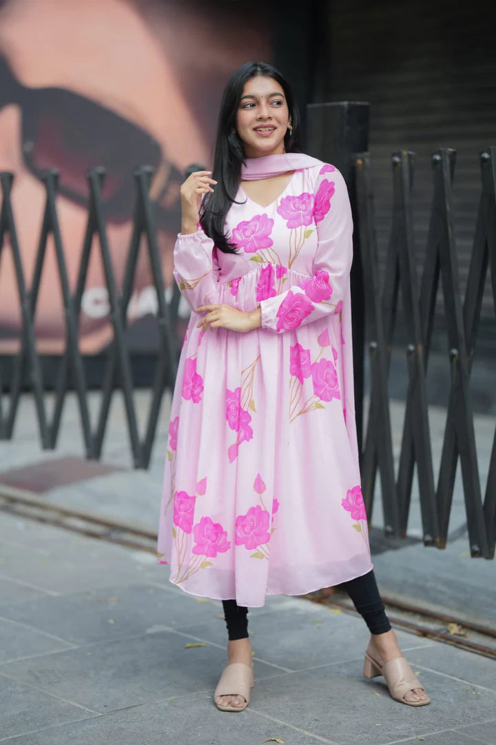 Rosy Floral Alia Cut Model