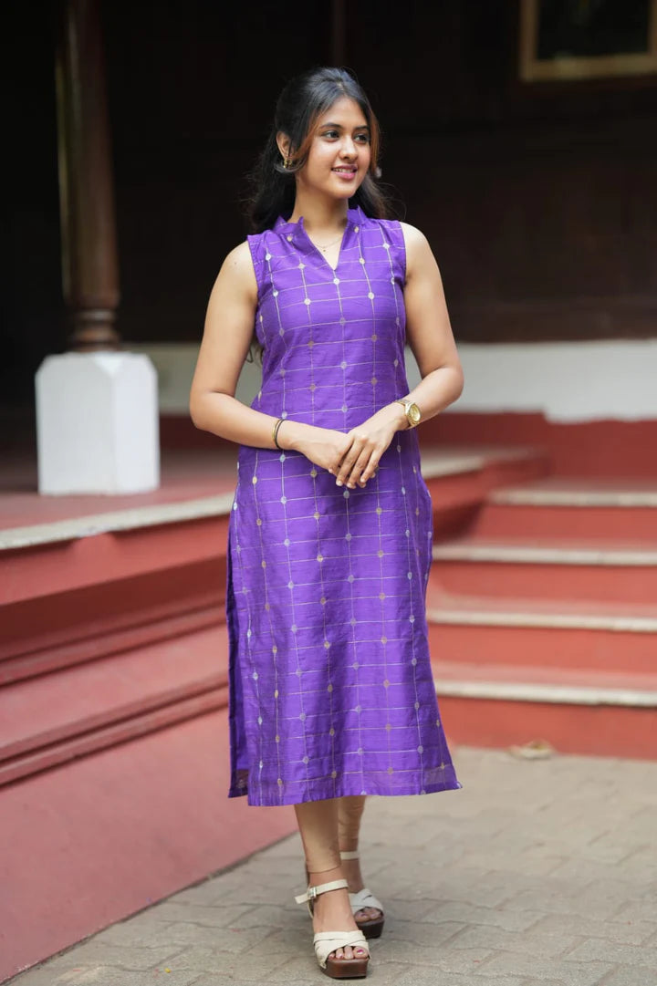 Vithya Simple and Elegant Kurti