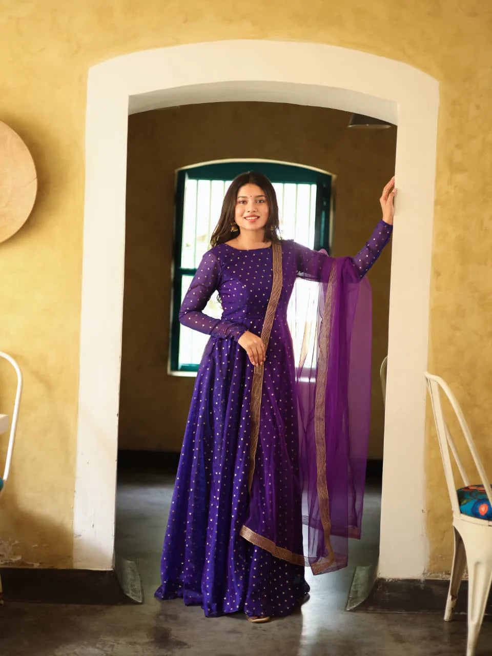 Tanu Series Elegant Butti Organza Anarkali