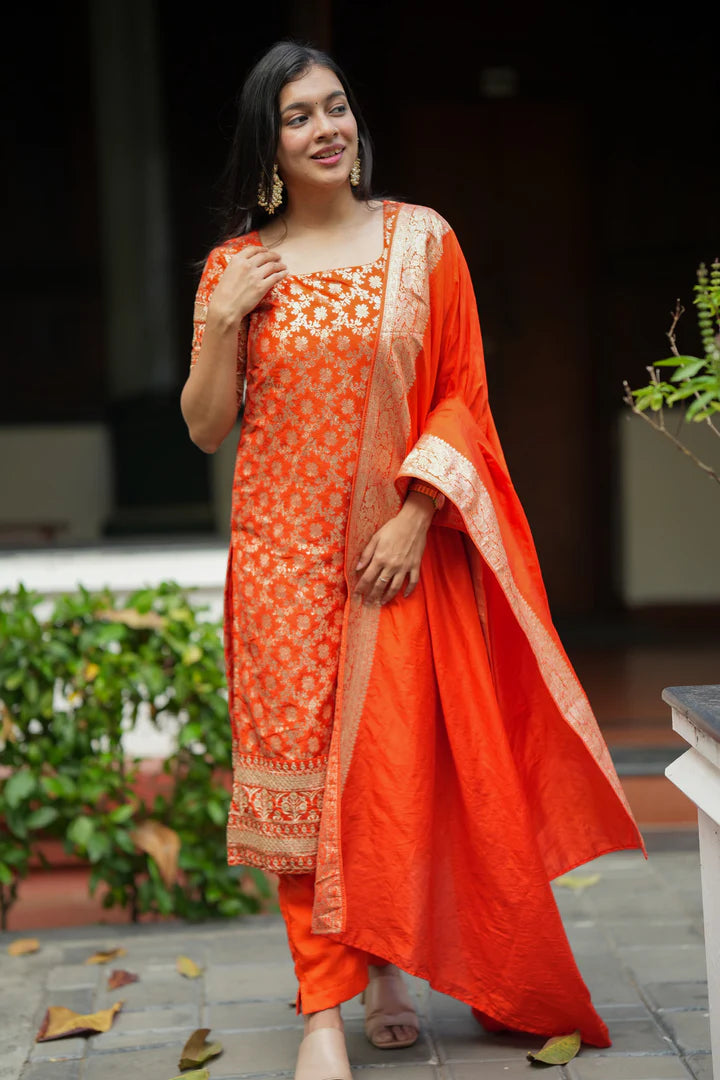 Kayal Premium Ethnic Kurti Set