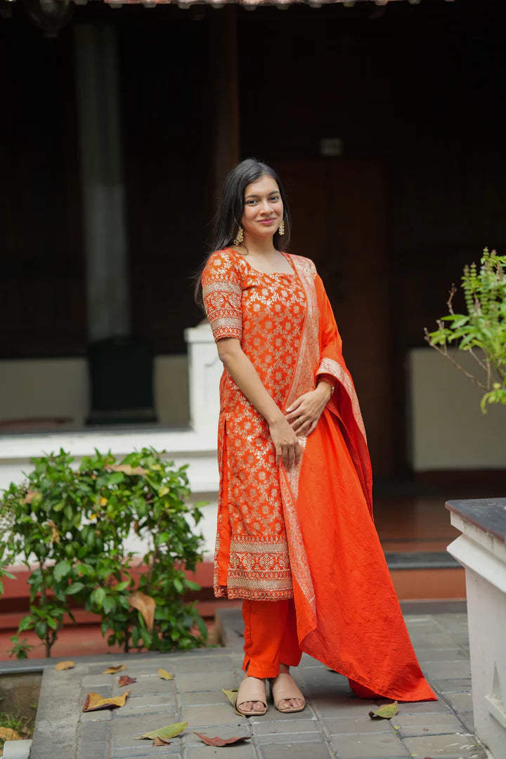 Kayal Premium Ethnic Kurti Set
