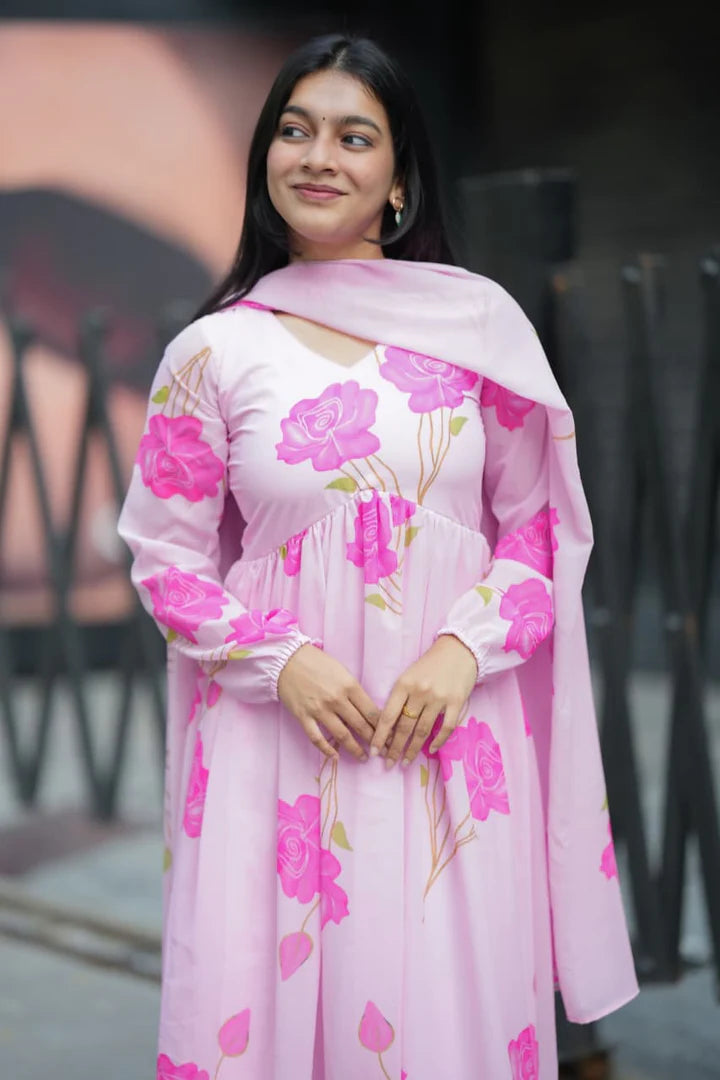 Rosy Floral Alia Cut Model