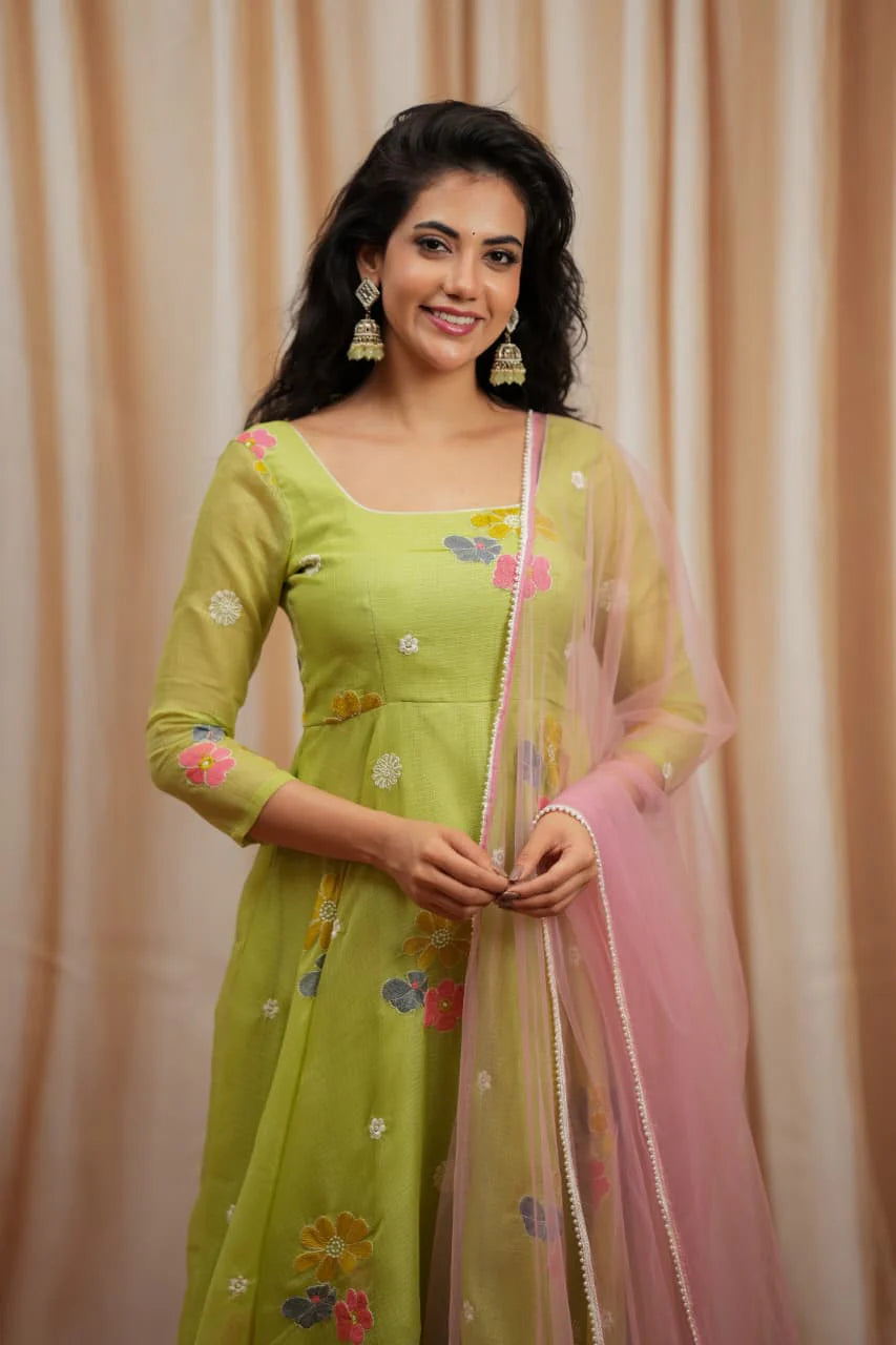 Sathya Premium Simple and Elegant Anarkali