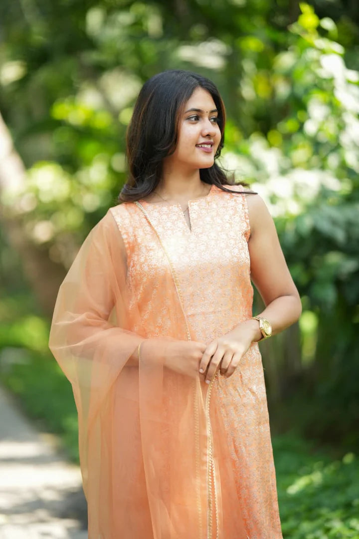 Vithya Series Premium Banaras kurti
