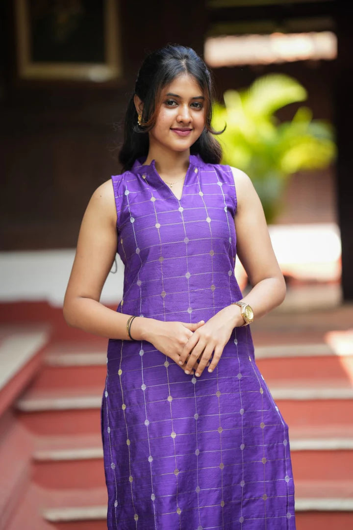 Vithya Simple and Elegant Kurti