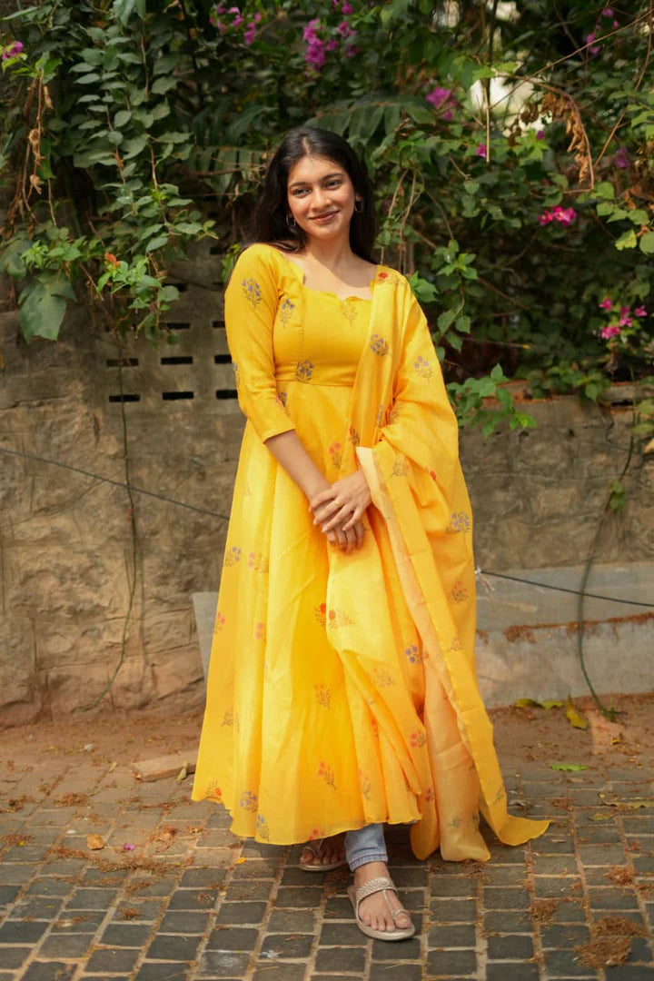 Rithika Series Linen Kurti