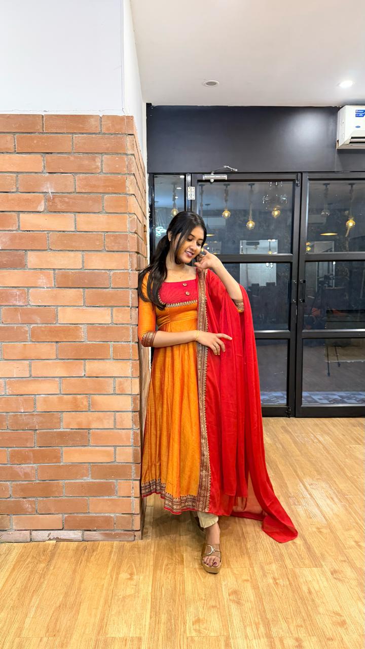 DD981 - Thulasi Premium Handloom Cotton Anarkali