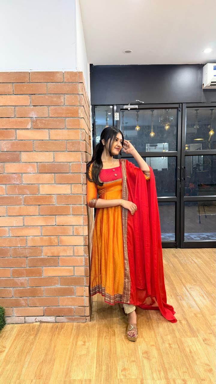DD981 - Thulasi Premium Handloom Cotton Anarkali